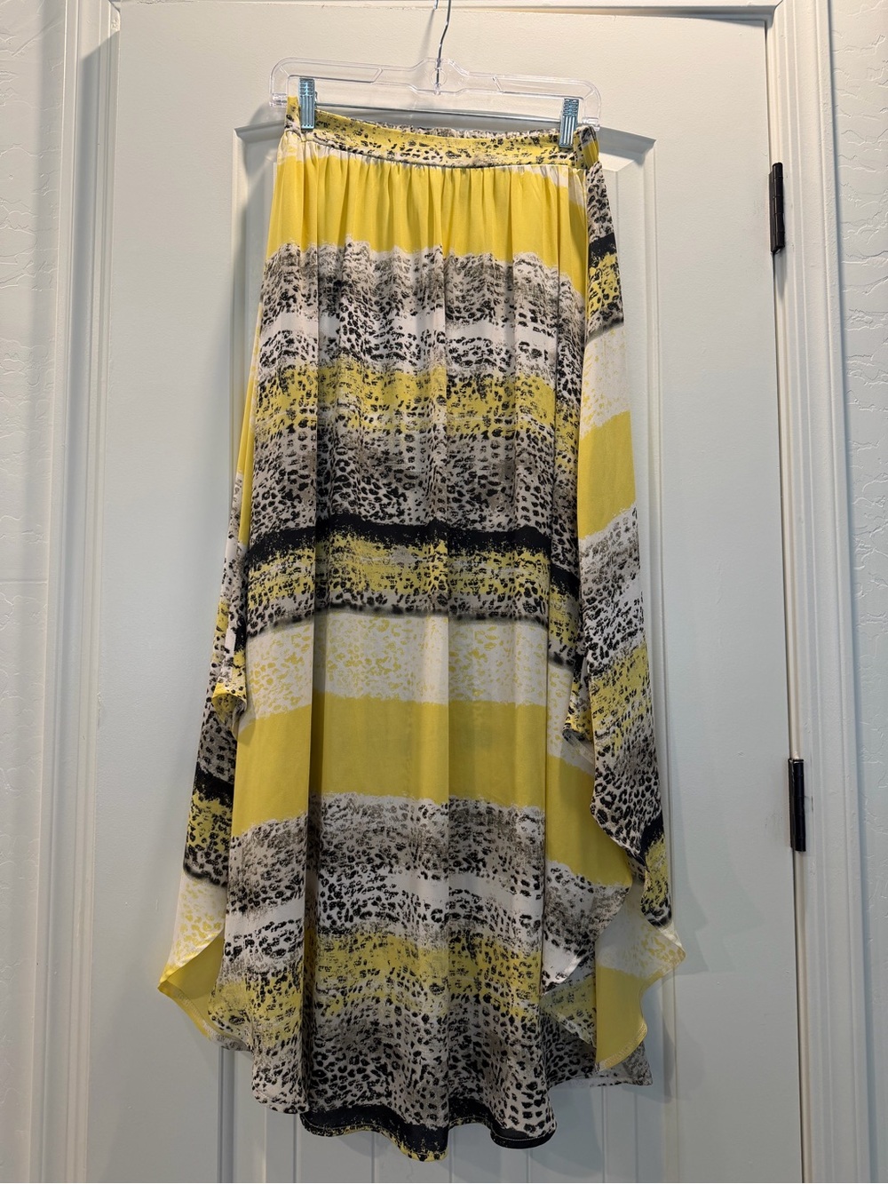 Kardashian Kollection Animal Print Color Block Maxi Skirt Yellow Size Small